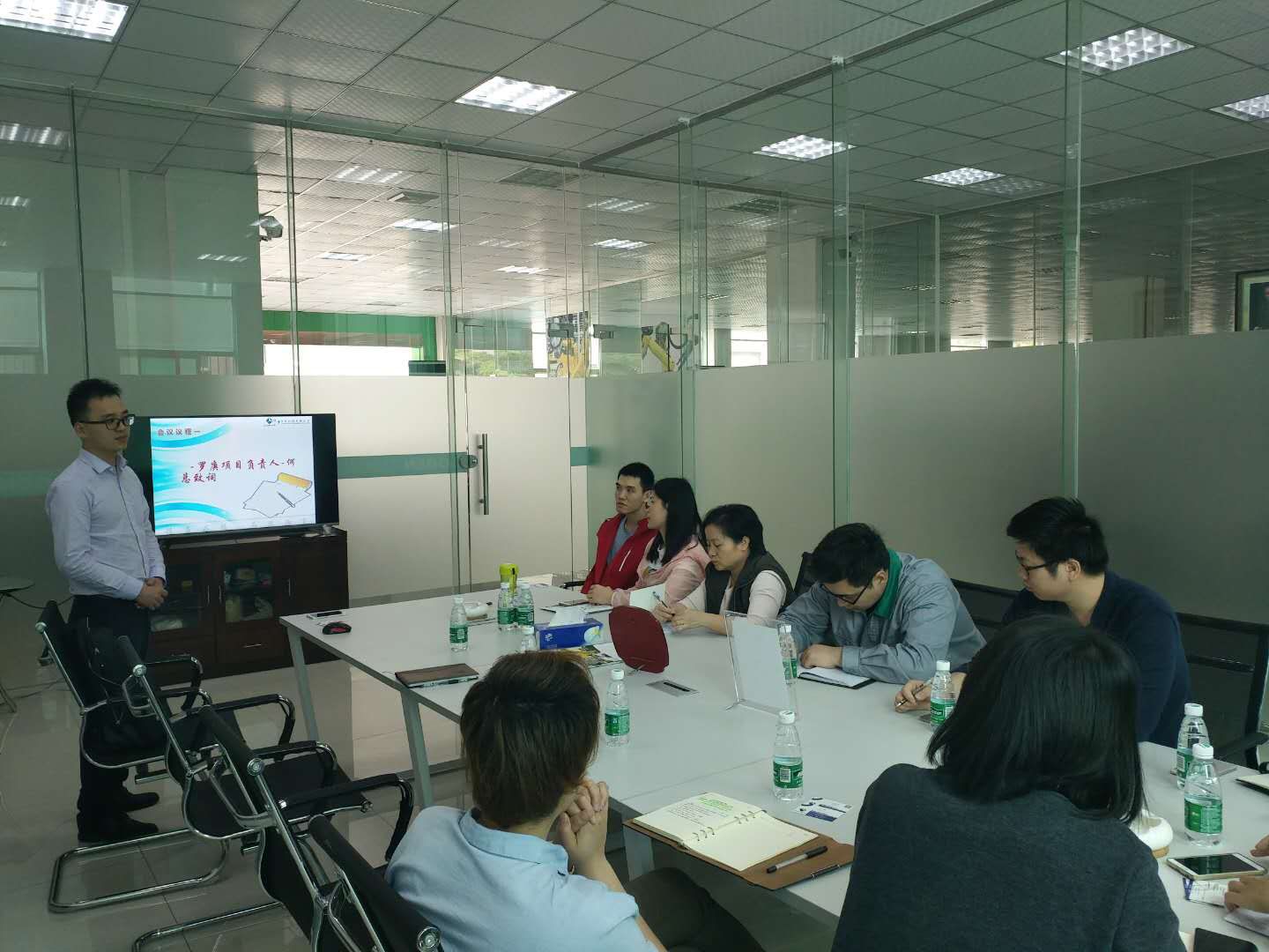 祝贺罗庚机器人签约顺景百家乐官方网页版_百家乐(中国)